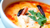 Tom Yum Kung goong – tajska zupa ostro kwaśna