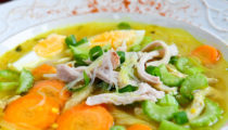 Soto Ayam zupa królewska