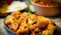 Aloo Gobi – kalafior i ziemniaki w delikatnym curry